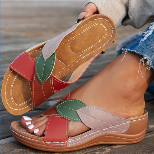 VELLORA – Slip-On Sandals
