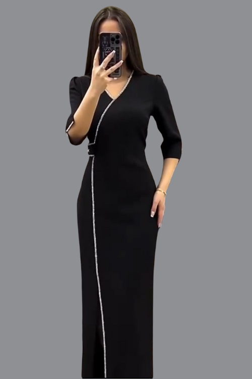Liat – Maxi Dress with Elegant V-Neckline