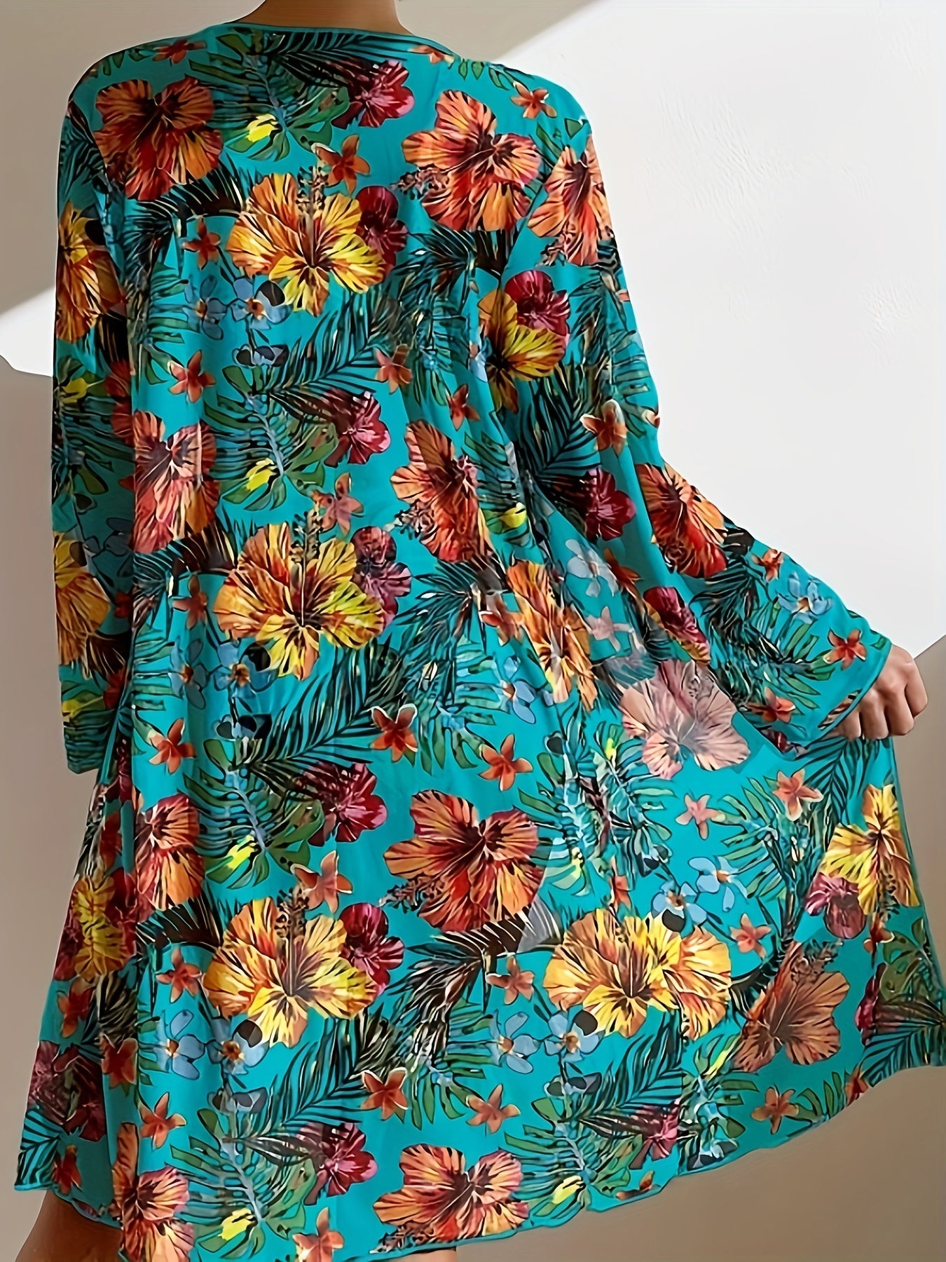 Isa – 3-Piece Tropical Bikini Set with Cover-Up
