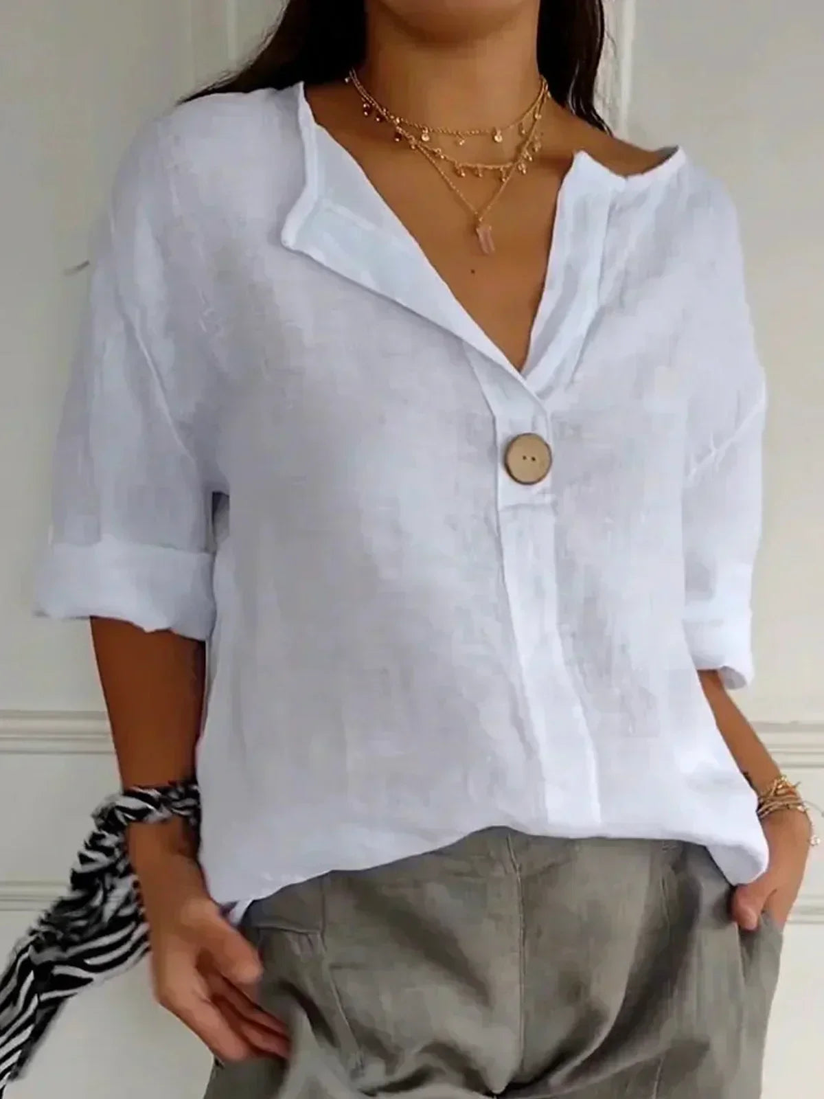 Shira – Soft Casual V-Neck Top