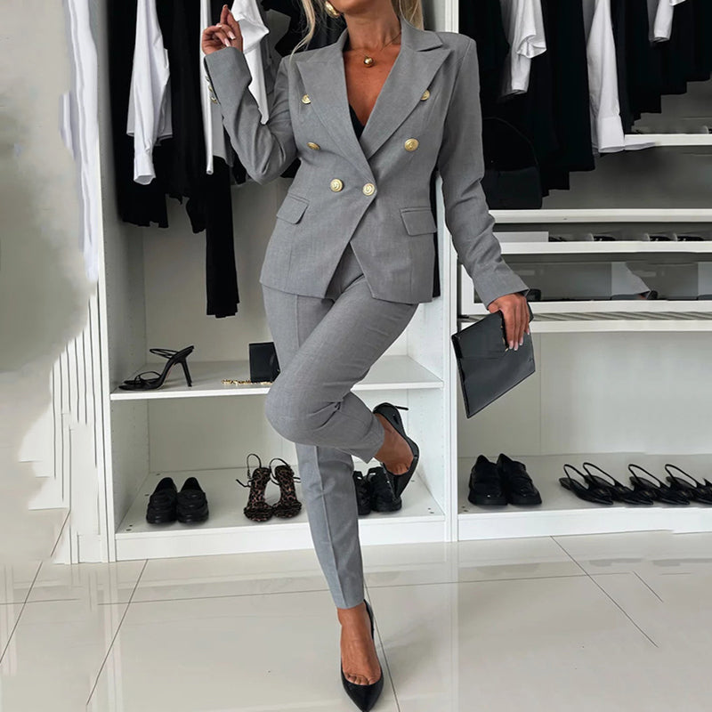Lina – Elegant Pantsuit with Blazer and Trousers