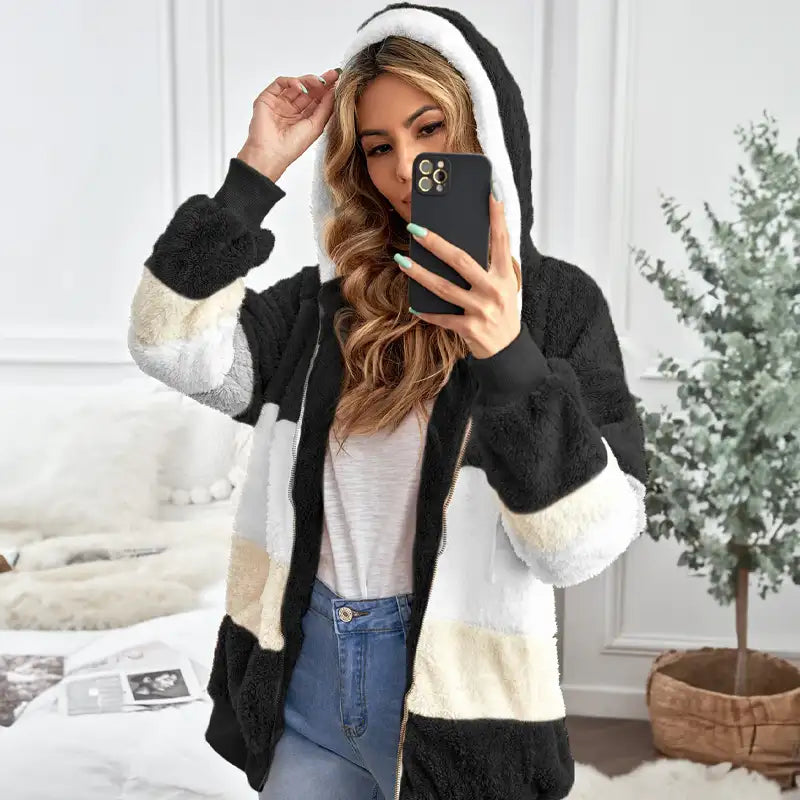 Dana – Warm and Cozy Fleece Jacket