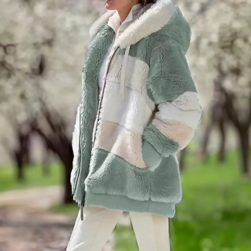 Dana – Warm and Cozy Fleece Jacket